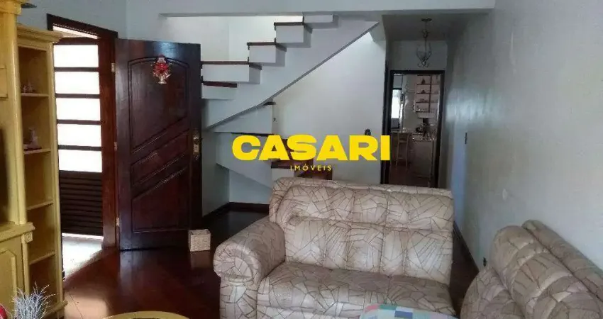 Sobrado com 3 dormitórios à venda, 245 m² - Jardim Las Vegas - Santo André/SP