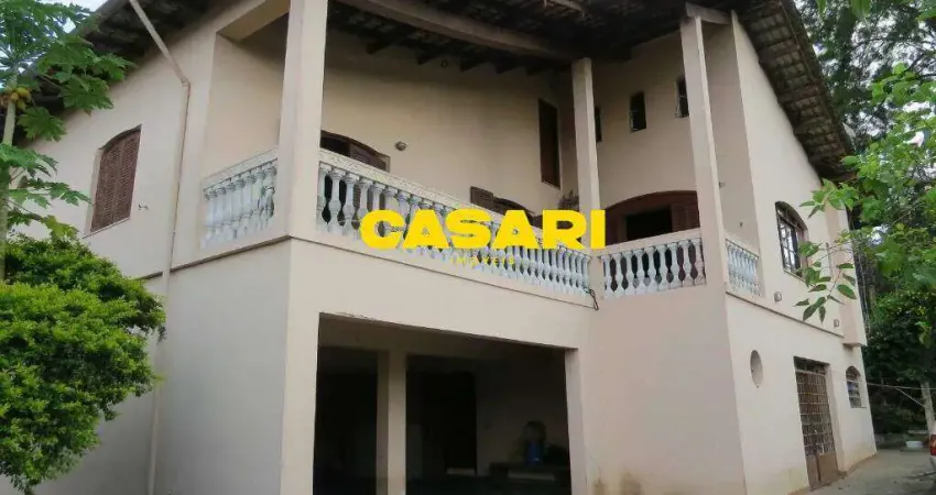 Chácara com 5 Dormitórios à Venda, 2.685 m² - Batistini, São Bernardo do Campo/SP