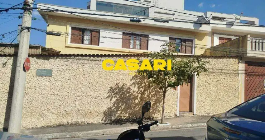 Sobrado com 3 dormitórios à venda, 231 m² - Anchieta - São Bernardo do Campo/SP