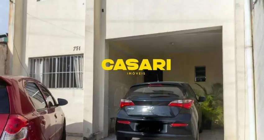 Sobrado 4 Dormitórios à Venda com Suíte e 3 Vagas – Excelente Localização em São Bernardo do Campo