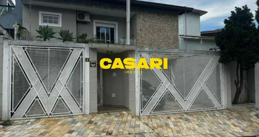 Sobrado com 4 dormitórios à venda, 325 m² - Parque dos Pássaros - São Bernardo do Campo/SP