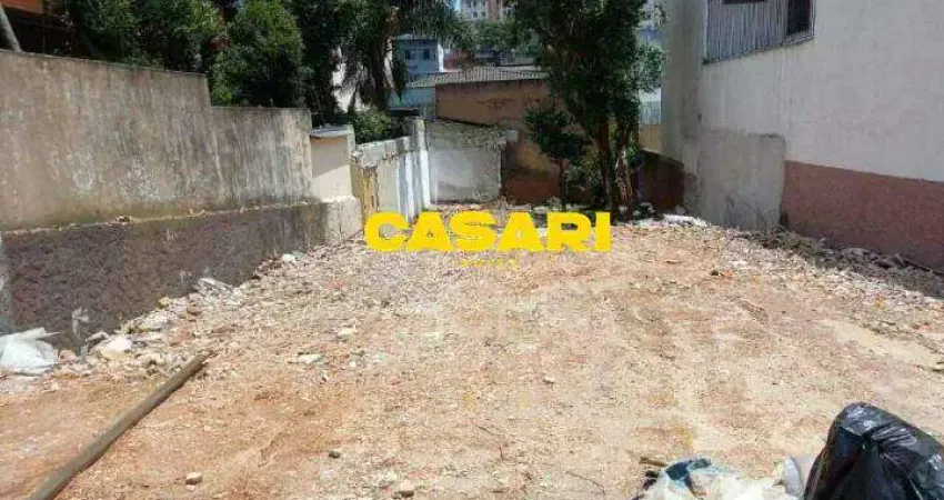 Terreno para locação 330m² próximo ao INSS com fácil acesso à Via Anchieta