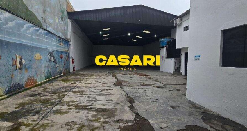 Galpão para alugar, 407 m²- Vila Valparaíso - Santo André/SP