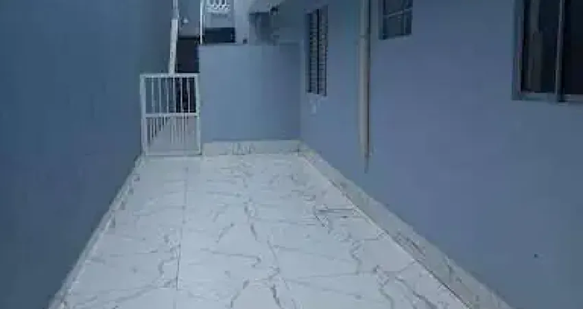 Casa Térrea com 1 Dormitório e Varanda Ampla - Dos Casa/SBC