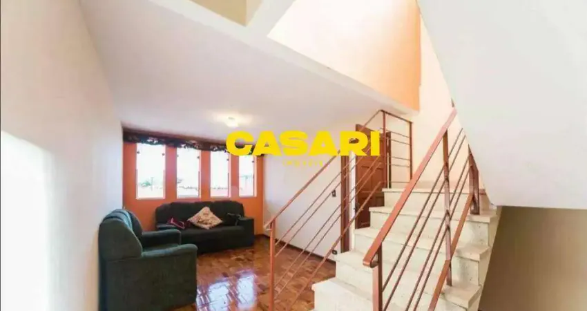 Sobrado com 5 dormitórios, 200 m² - venda por R$ 848.000,00 ou aluguel por R$ 4.619,00/mês - Centro - São Bernardo do Campo/SP