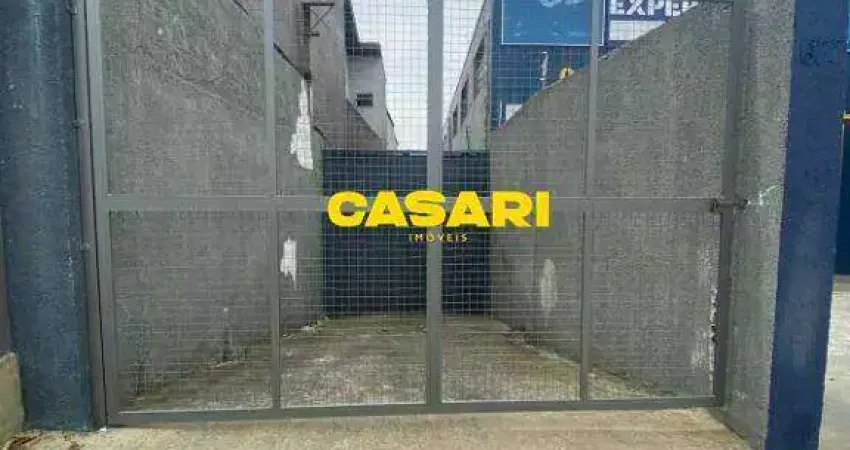 Galpão para alugar com escritório e estacionamento no taboão – são bernardo do campo