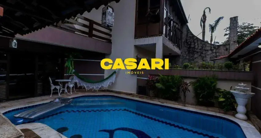 Sobrado 5 Dormitórios com Piscina à Venda ou Aluguel no Parque dos Pássaros – São Bernardo do Campo