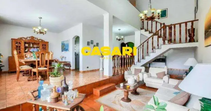 Sobrado com 3 dormitórios, 320 m² - venda por R$ 1.560.000,00 ou aluguel por R$ 8.350,00/mês - Jardim do Mar - São Bernardo do Campo/SP