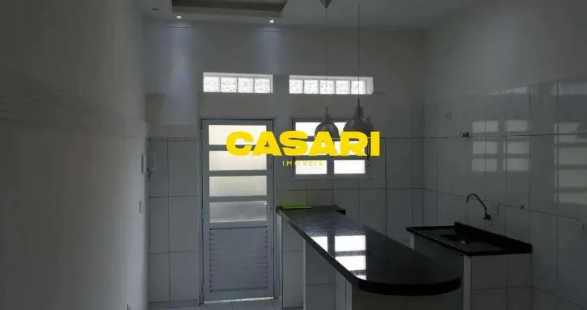 Casa com 1 dormitório para alugar, 60 m² - Taboão - São Bernardo do Campo/SP