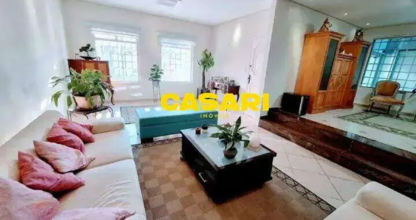 Sobrado com 4 dormitórios e 3 suítes à venda – 274 m² – Vila Marina, Santo André