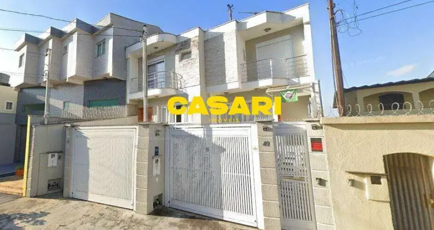 Sobrado com 4 dormitórios à venda, 300 m² por R$ 1.400.000,00 - Vila Assunção - Santo André/SP