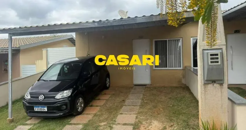 Casa com 3 dormitórios, 74 m² - venda por R$ 410.000,00 ou aluguel por R$ 2.325,00/mês - Village Golden - Boituva/SP