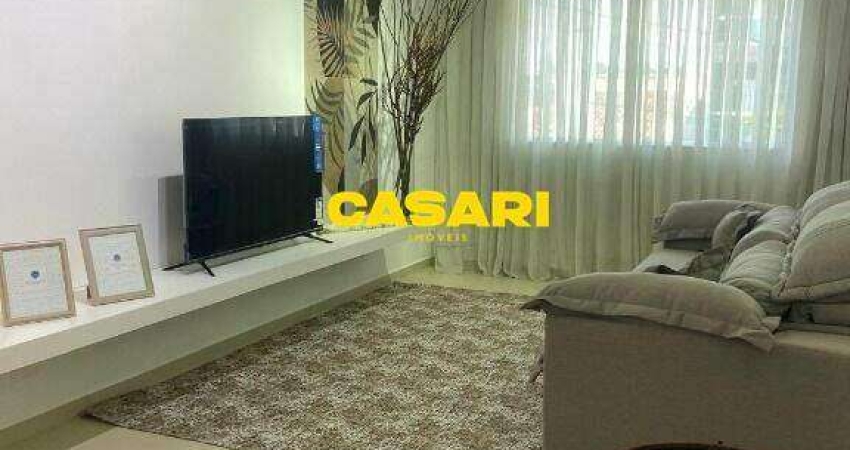 Casa com 3 quartos à venda na Vila Pires, Santo André 