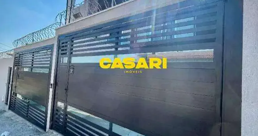 Sobrado 2 suítes à venda e para locação – 96 m² com terraço amplo e garagem | Região com comércio e transporte