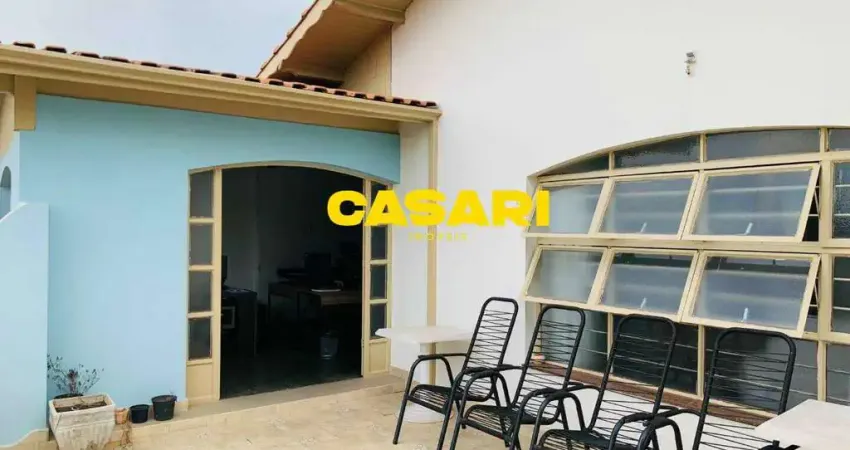 Casa com 4 dormitórios à venda, 195 m² - Jardim Egidio Labronici - Boituva/SP