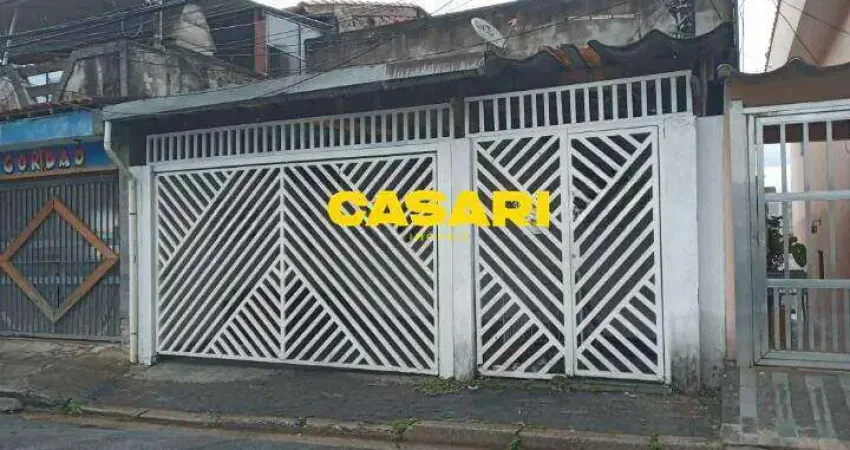 Casa com 2 Moradias e 2 Vagas à Venda – 100m da Pereira Barreto, Santo André