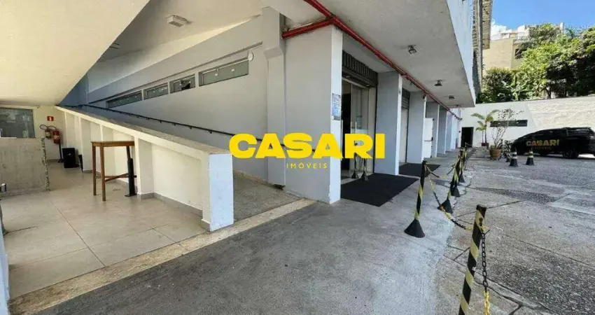 Prédio Comercial à Venda na Vila Curuçá, Santo André – 2.484 m² com Estacionamento