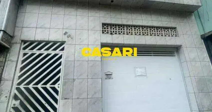 Sobrado 4 Dormitórios 161 m² à Venda - Localização Estratégica | Casari Imóveis