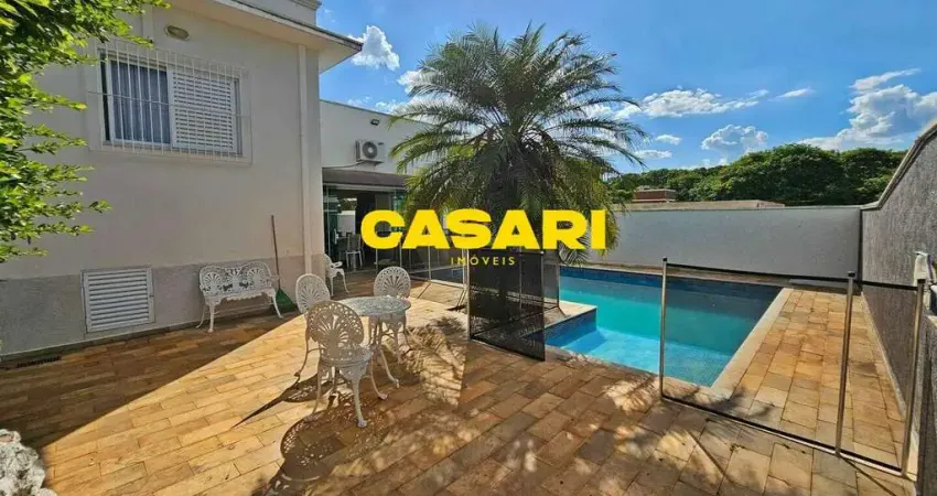 Casa com 3 dormitórios à venda, 395 m² - Flora Ville - Boituva/SP