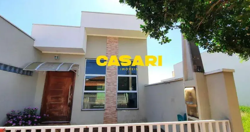 Casa com 3 dormitórios à venda, 200 m² por R$ 690.000,00 - Jardim Sartorelli - Iperó/SP