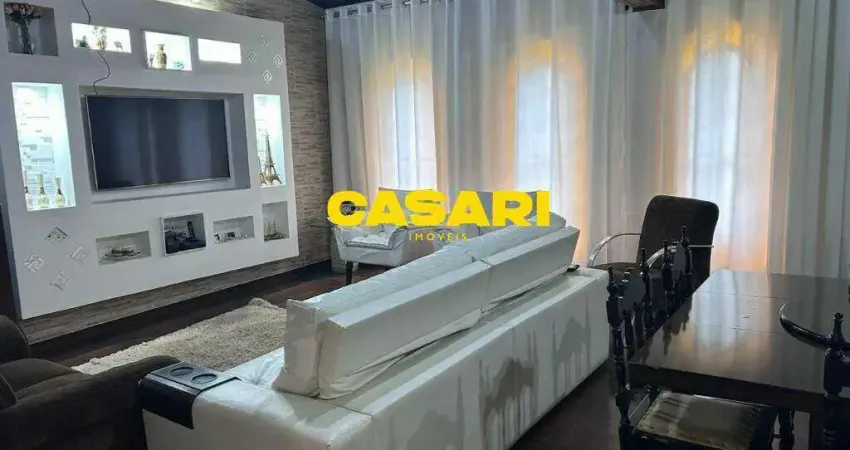 Sobrado com 4 dormitórios à venda, 225 m² - Vila Humaitá - Santo André/SP