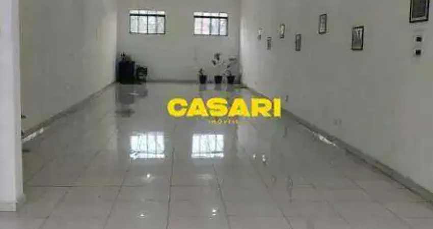 Casa Comercial 280m² à Venda no Jardim Utinga | Av. Sapopemba – Divisa com São Paulo