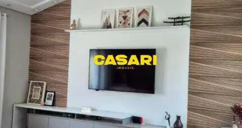 Casa Térrea 3 Dormitórios 206 m² à Venda - Santa Teresinha - São Bernardo do Campo | Casari Imóveis