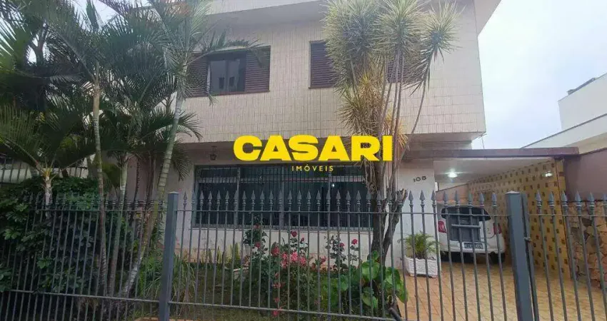 Sobrado com 4 dormitórios à venda, 268 m² - Rudge Ramos - São Bernardo do Campo/SP