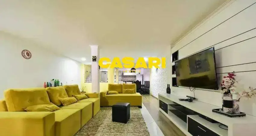 Sobrado com 3 dormitórios à venda, 223 m² - Baeta Neves - São Bernardo do Campo/SP