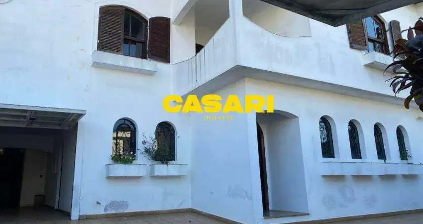 Sobrado com 6 dormitórios à venda, 300 m² - Parque dos Pássaros - São Bernardo do Campo/SP
