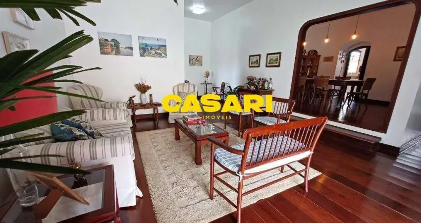 Casa com 3 dormitórios à venda, 389 m² por R$ 1.500.000,00 - Jardim Oreana - Boituva/SP