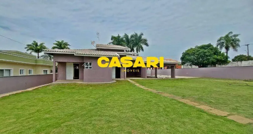Chácara com 3 dormitórios à venda, 1121 m² por R$ 1.100.000,00 - Bacaetava - Vl Das Orquidea - Iperó/SP