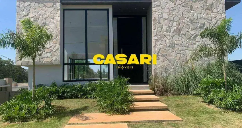 Casa com 3 dormitórios à venda, 202 m² - Condomínio Ninho Verde I Eco Residence - Porangaba/SP