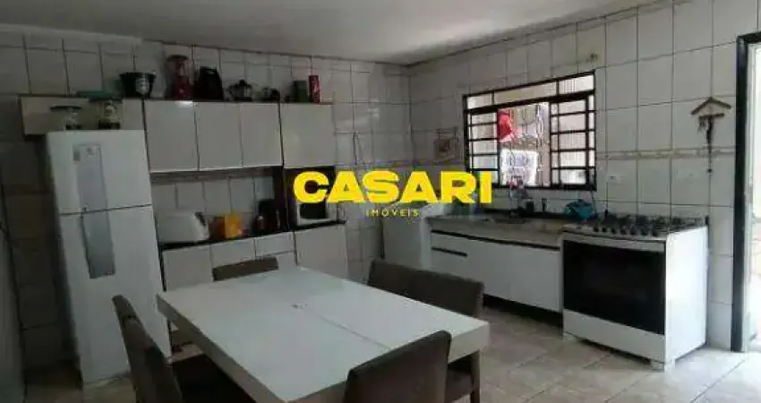 Sobrado com 2 dormitórios à venda, 390 m² por R$ 310.000,00 - Casa Grande - Diadema/SP