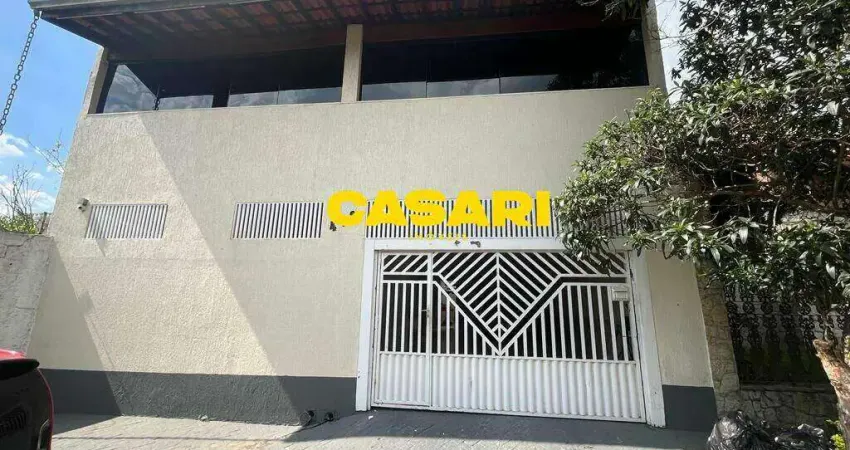 Sobrado com 7 Dormitórios e Área Gourmet à Venda no Jordanópolis - São Bernardo do Campo/SP