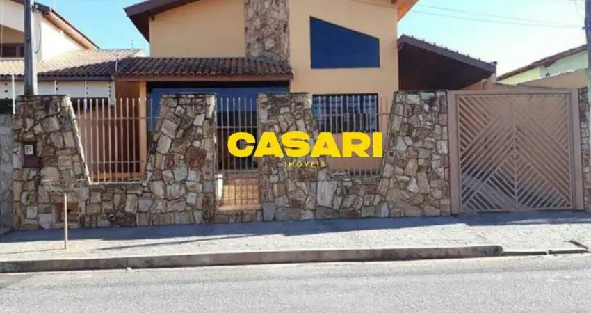 Sobrado com 3 dormitórios à venda, 255 m² - Jardim Oreana - Boituva/SP