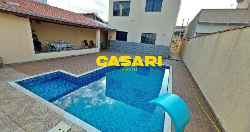 Sobrado com 4 dormitórios à venda, 178 m² por R$ 859.000,00 - Residencial Vitória - Boituva/SP