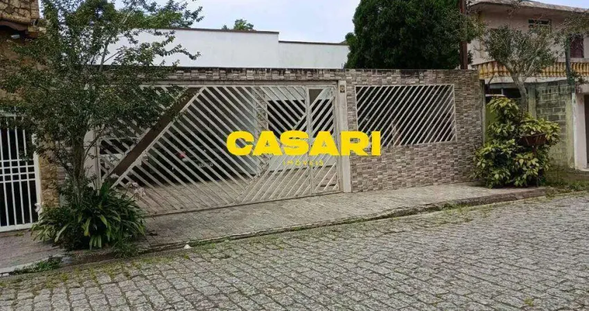 Casa térrea 3 dormitórios com suíte e 5 vagas no Riacho Grande - São Bernardo do Campo