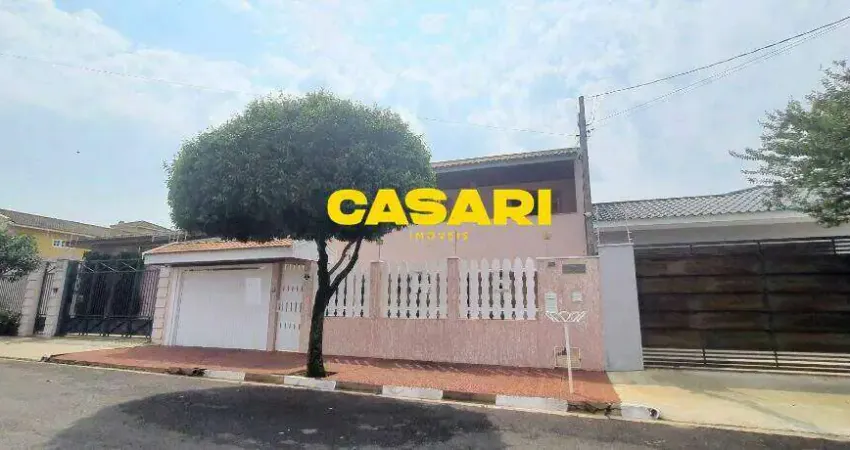Sobrado com 4 dormitórios à venda, 181 m² - Portal dos Pilares - Cerquilho/SP