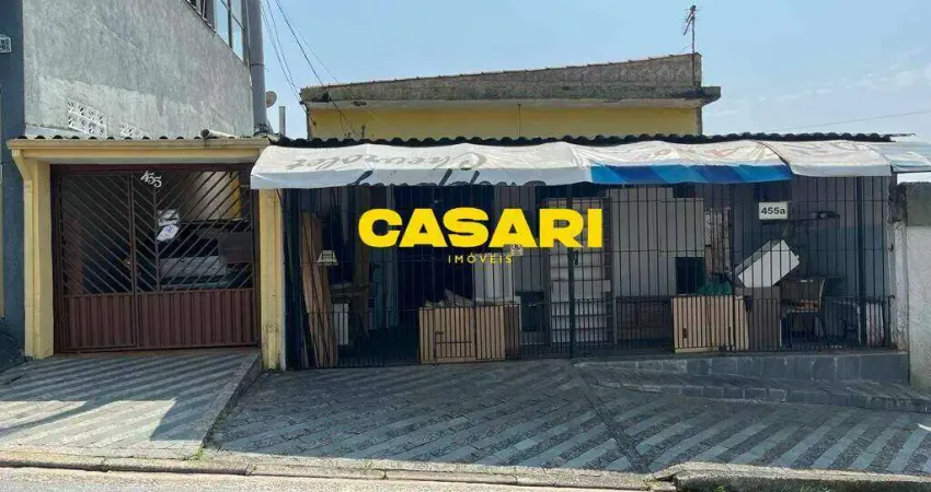 Casa 2 dormitórios à venda com amplo quintal e 3 vagas – Jardim do Estádio, Santo André