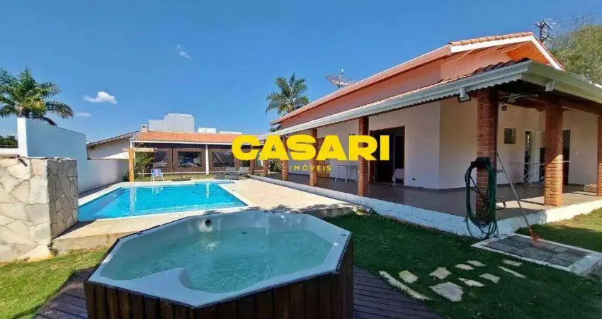 Chácara com 3 dormitórios à venda, 993 m² por R$ 1.050.000,00 - Bacaetava - Vl Das Orquidea - Iperó/SP