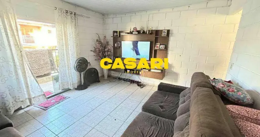 Sobrado com 3 dormitórios à venda, 198 m² por R$ 490.000,00 - Assunção - São Bernardo do Campo/SP
