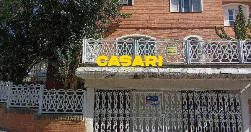 Sobrado com 3 dormitórios à venda, 202 m² - Centro - Santo André/SP