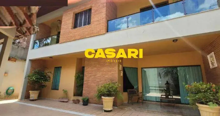 Sobrado com 4 dormitórios à venda, 516 m² - Anchieta - São Bernardo do Campo/SP