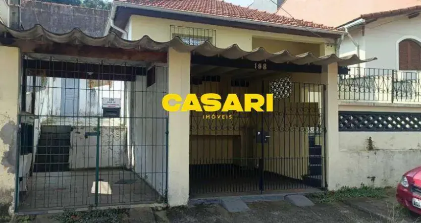Casa com 3 dormitórios à venda, 228 m² - Vila Scarpelli - Santo André/SP