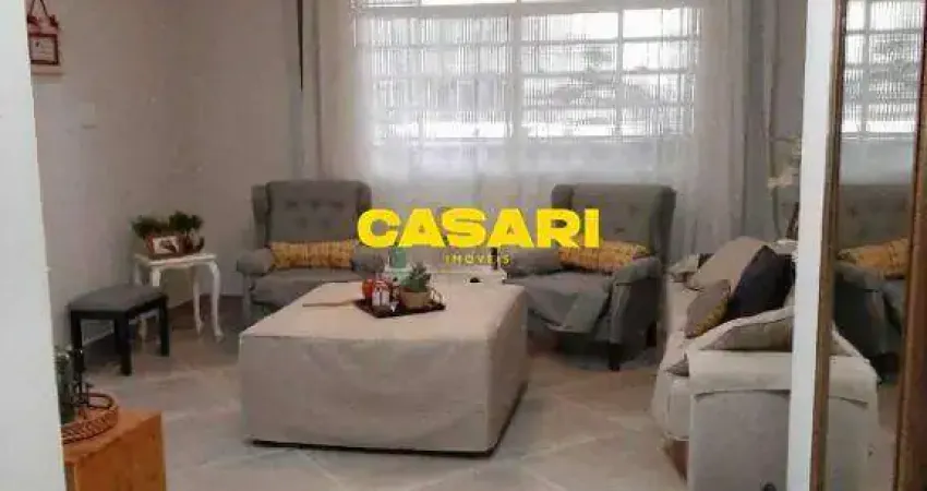 Casa Térrea Reformada com Edícula e Ponto Comercial à Venda no Jordanópolis – São Bernardo do Campo