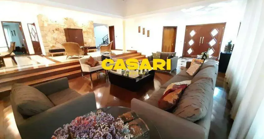 Sobrado à venda, 662 m² por R$ 3.789.000,00 - Chácara Inglesa - São Bernardo do Campo/SP