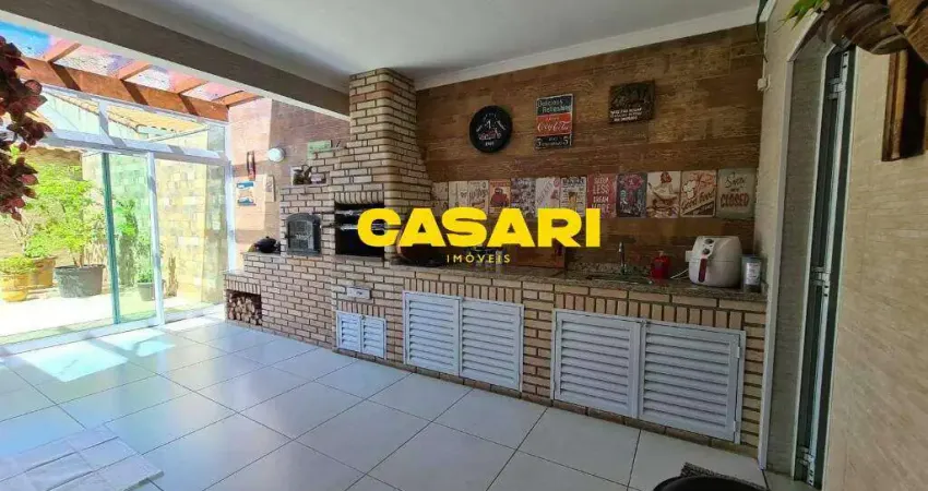Sobrado com 3 dormitórios à venda, 226 m² por R$ 1.190.000,00 - Rudge Ramos - São Bernardo do Campo/SP