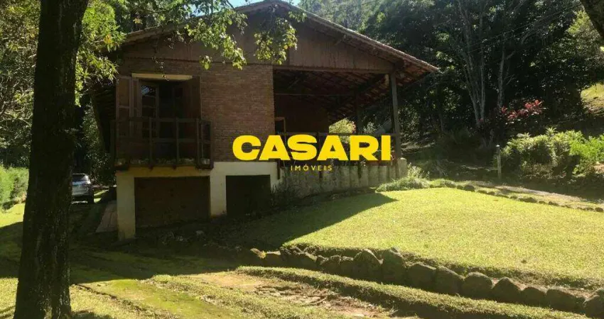 Chácara com 3 dormitórios à venda, 48000 m² por R$ 570.000,00 - Centro - Pinhalzinho/SP