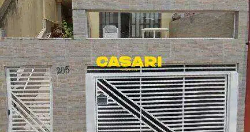 Casa assobradada com 3 dormitórios e terraço à venda no Planalto – São Bernardo do Campo